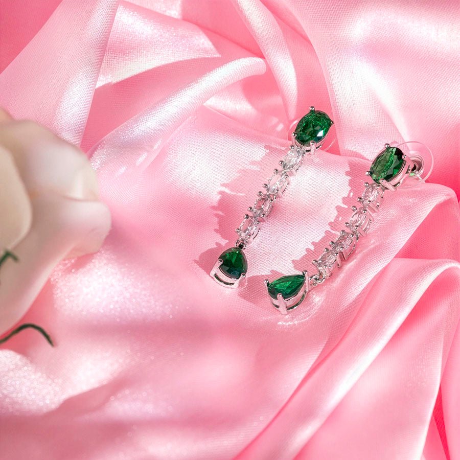 Bottle Green Short Silver American Diamond Lightweight Necklace Set for Women for Occasion and Party Wear (MI - NS - 001 - EM - SL) - The Indian Mudra