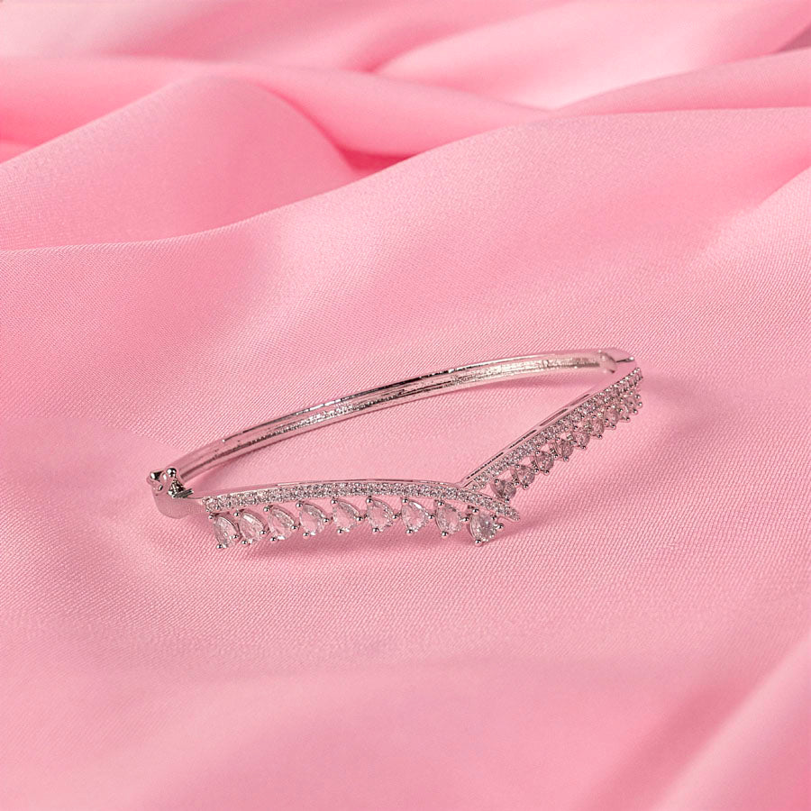  Silver Lightweight American Diamond Bracelet for Women for Occasion and Party Wear (MI-BR-004-AD-SL)